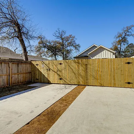Modern Houston Vacation Rental, 8 Mi To Downtown!